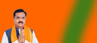 चर्चित भाजपा विधायक राज कुमार ठुकराल कहा डीजे पर नाचे जमकर,देखे यह वीडियो !