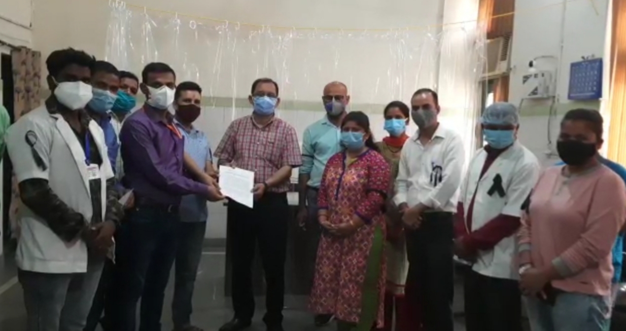 राष्ट्रीय स्वास्थ्य मिशन संविदा कर्मियों ने दी दो दिवसीय कार्य बहिष्कार की चेतावनी  