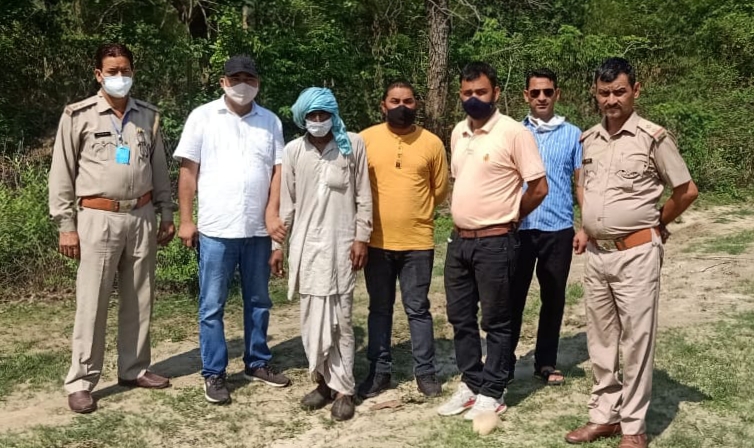 अंतर्राष्ट्रीय वन्यजीव तस्कर तोता राम को STF और वन विभाग की संयुक्त टीम ने किया गिरफ्तार 