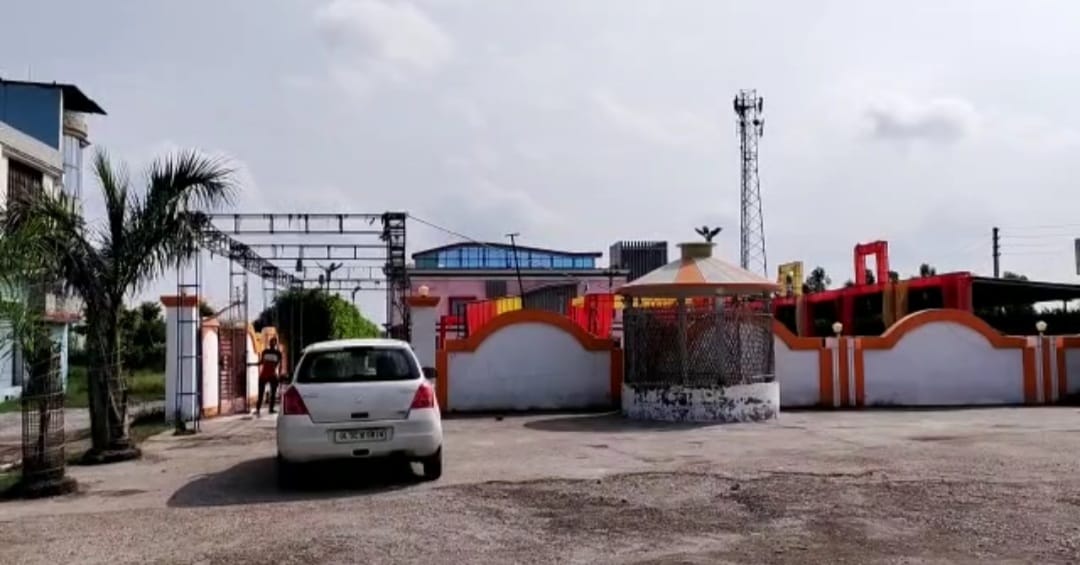 चोरी की बिजली से जगमगा रहे थे रिजॉर्ट की लाईटे, अब हुआ मुकदमा दर्ज 