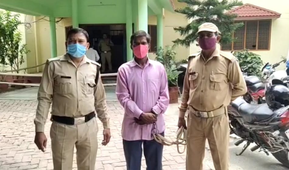 छः वर्षीय मासूम के साथ पड़ोसी ने किया दुष्कर्म