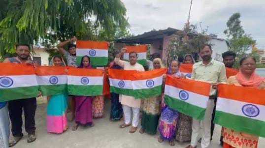 घर घर तिरंगा कार्यक्रम को सफल बनाने के लिये भारत भूषण चुघ ने सबसे तिरंगा लगाने का किया आह्वान