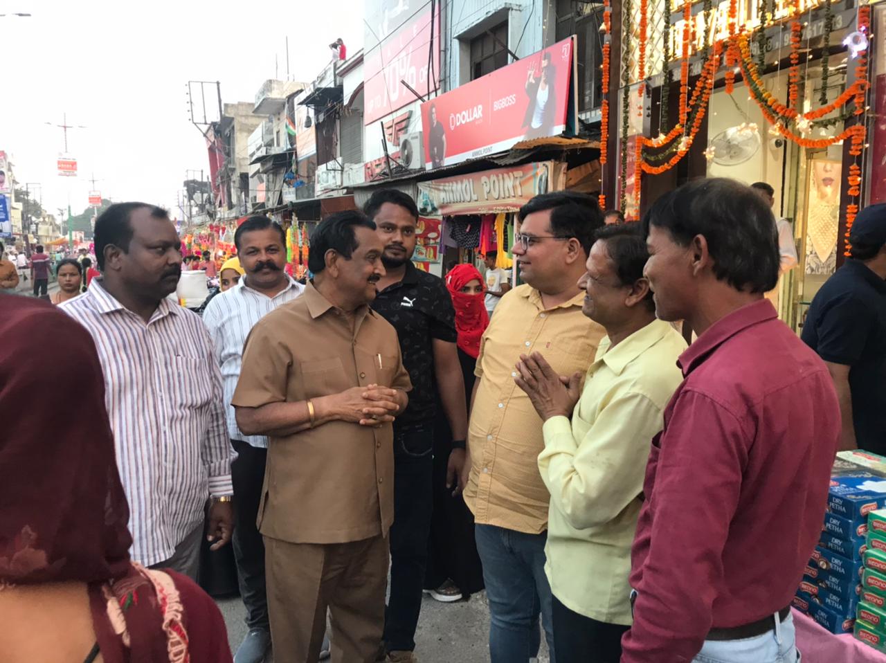 किच्छा विधायक एवं पूर्व कैबिनेट मंत्री तिलक राज बेहड़ ने दी सभी क्षेत्रवासियो को दीपावली की हार्दिक शुभकामनाये