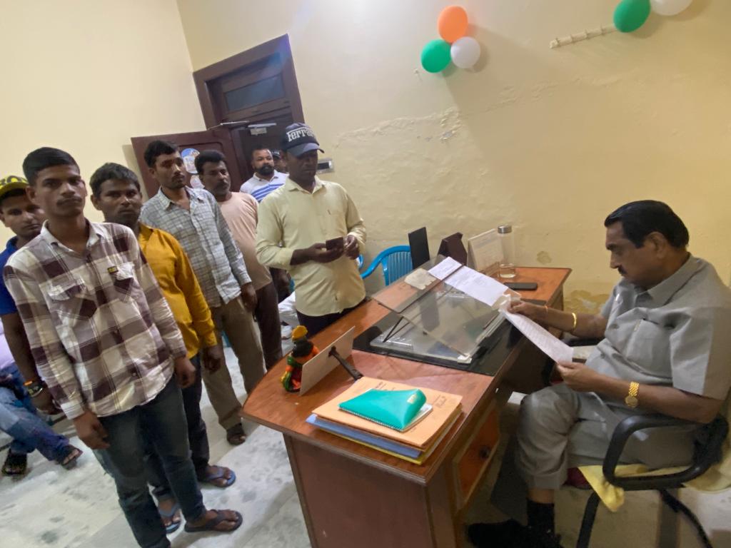 विधायक तिलक राज बेहड़ ने जनता संवाद में जन समस्याये सुनकर उनके समाधान का दिया भरोसा