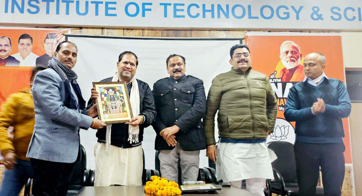 भारत ने इन दस सालो में दुनिया में अलग पहचान बनाई है : शर्मा