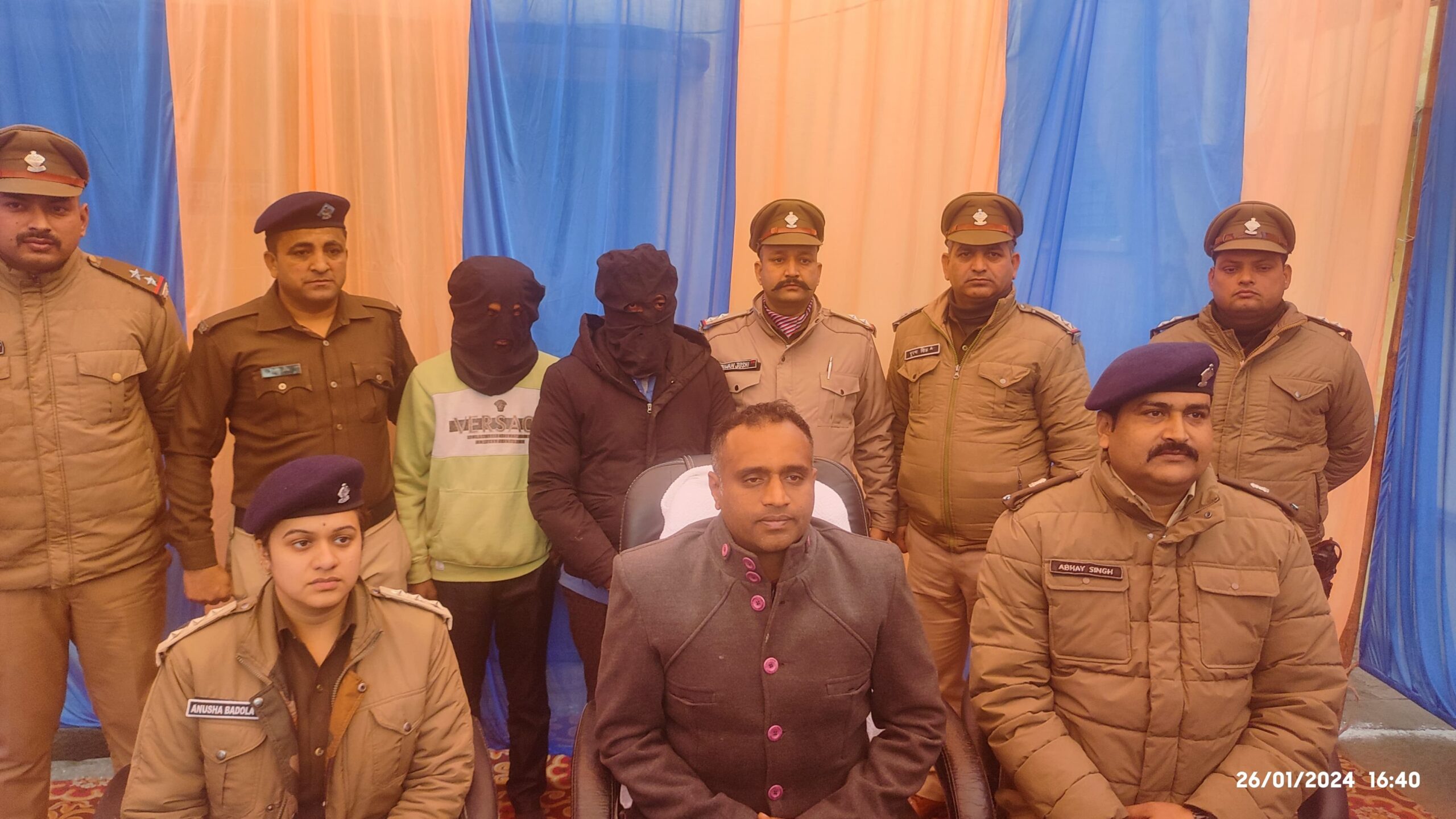 लोकसभा चुनाव के लिए डंप की जा एक करोड़ की अवैध अंग्रेजी शराब बरामद, दो गिरफ्तार