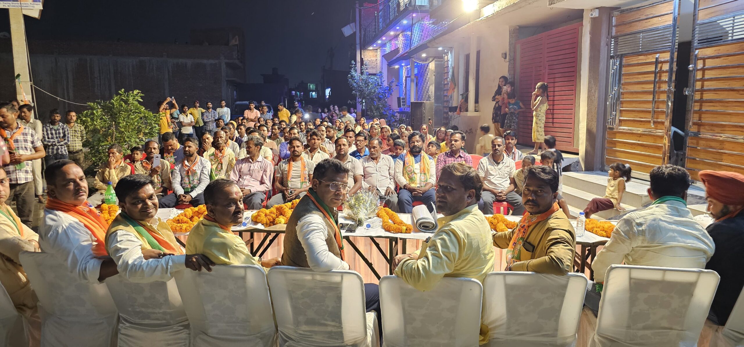 रुद्रपुर विधायक शिव अरोरा ने नुक्कड़ सभाये करके भाजपा के पक्ष मे मतदान करने की अपील की