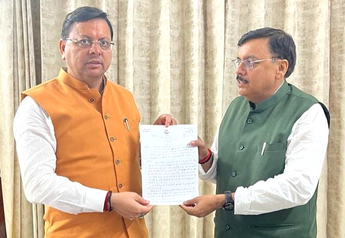 पूर्व विधायक राजेश शुक्ला ने मुख्यमंत्री धामी को तीन वर्ष पूरे होने पर दी बधाई