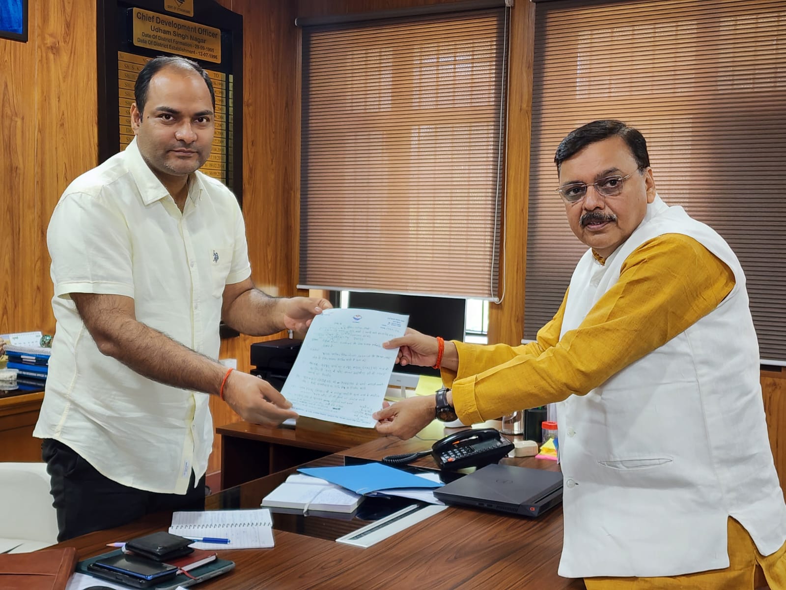 पूर्व विधायक राजेश शुक्ला ने पंतनगर विश्वविद्यालय के कुलपति और मुख्य विकास अधिकारी से मुलाकात की