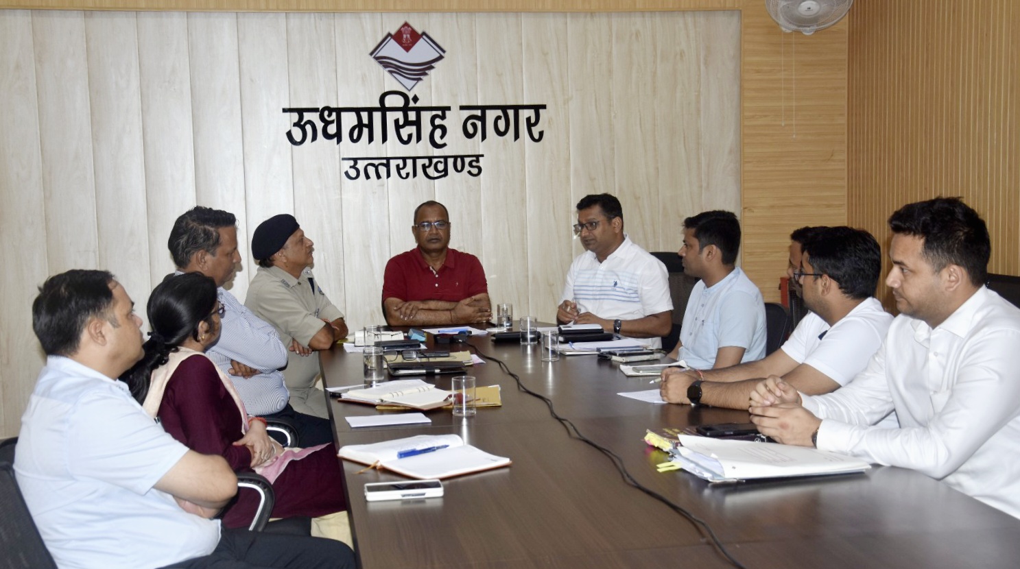 जिलाधिकारी ने दिये कड़े निर्देश, अब जिले में  राजस्व, वन, नजूल, सड़क किनारों की भूमि पर अवैध अतिक्रमण नहीं हो पायेगा