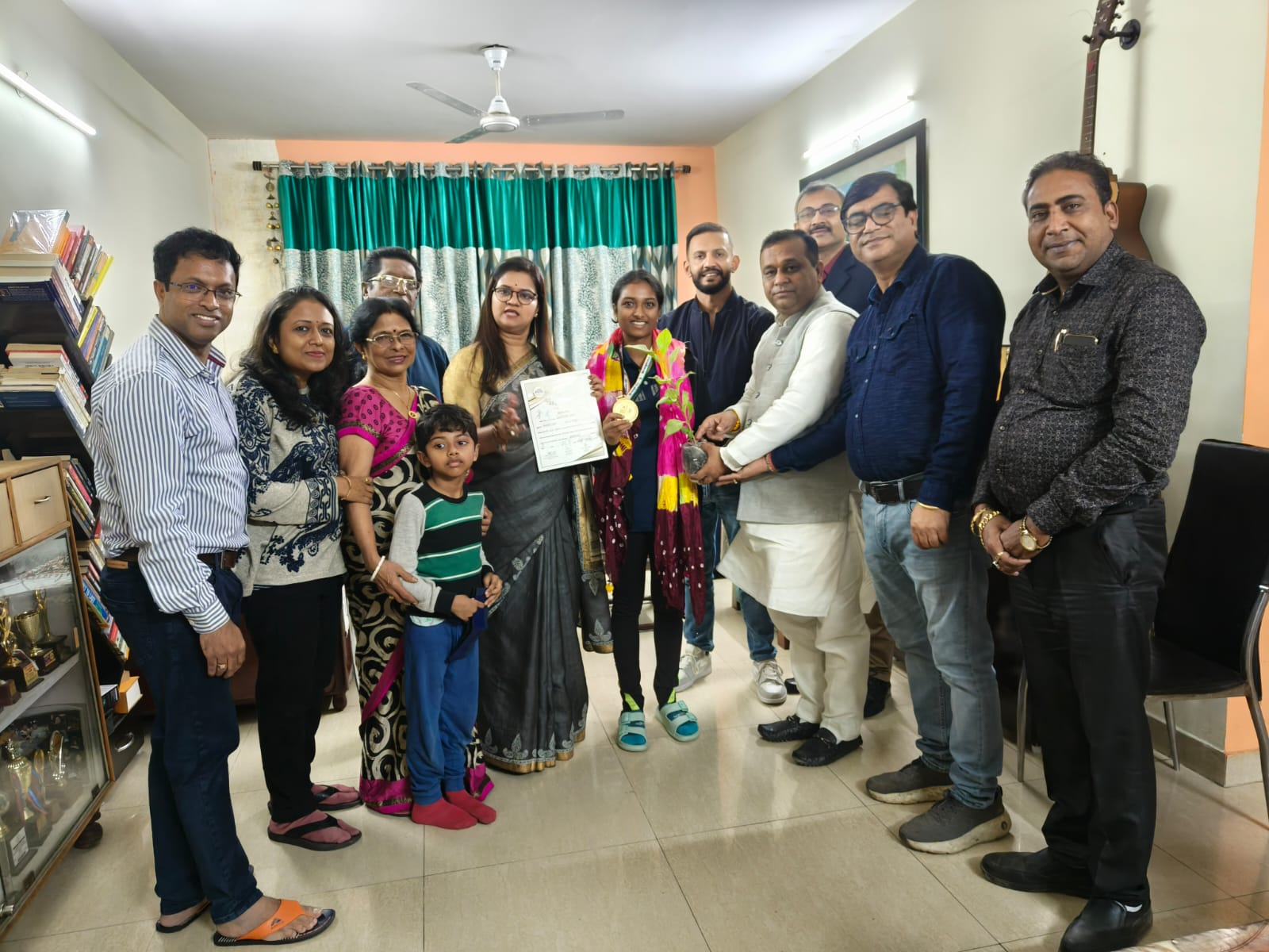 रुद्रपुर की होनहार और प्रतिभाशाली खिलाड़ी एकांतिका दास ने 'खेल महाकुंभ' में 'बैडमिंटन' में जीता गोल्ड