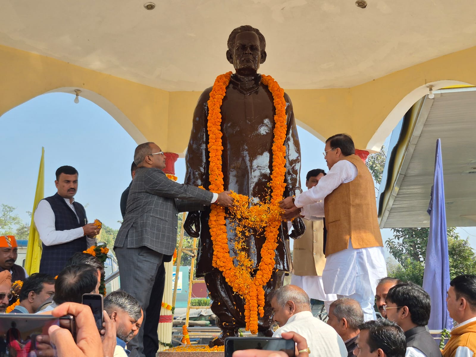 तराई के संस्थापक पंडित राम सुमेर शुक्ल की 109वीं जयंती पर विभिन्न कार्यक्रम आयोजित