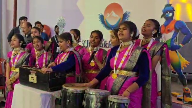 प्रदेश में 38 वें राष्ट्रीय खेलो का हुआ आगाज़, रुद्रपुर के मनोज सरकार स्पोर्ट स्टेडियम में नोडल अधिकारी नीरज खैरवाल व जिलाधिकारी नितिन सिंह भदौरिया ने दीप प्रज्वलित किया