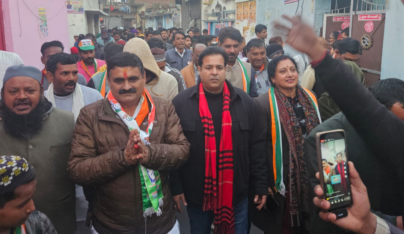 कांग्रेस मेयर प्रत्याशी मोहन खेड़ा ने कहा कि भाजपा की नियत में खोट है, वो झूठे वादे करती है, परिवर्तन ज़रूरी है