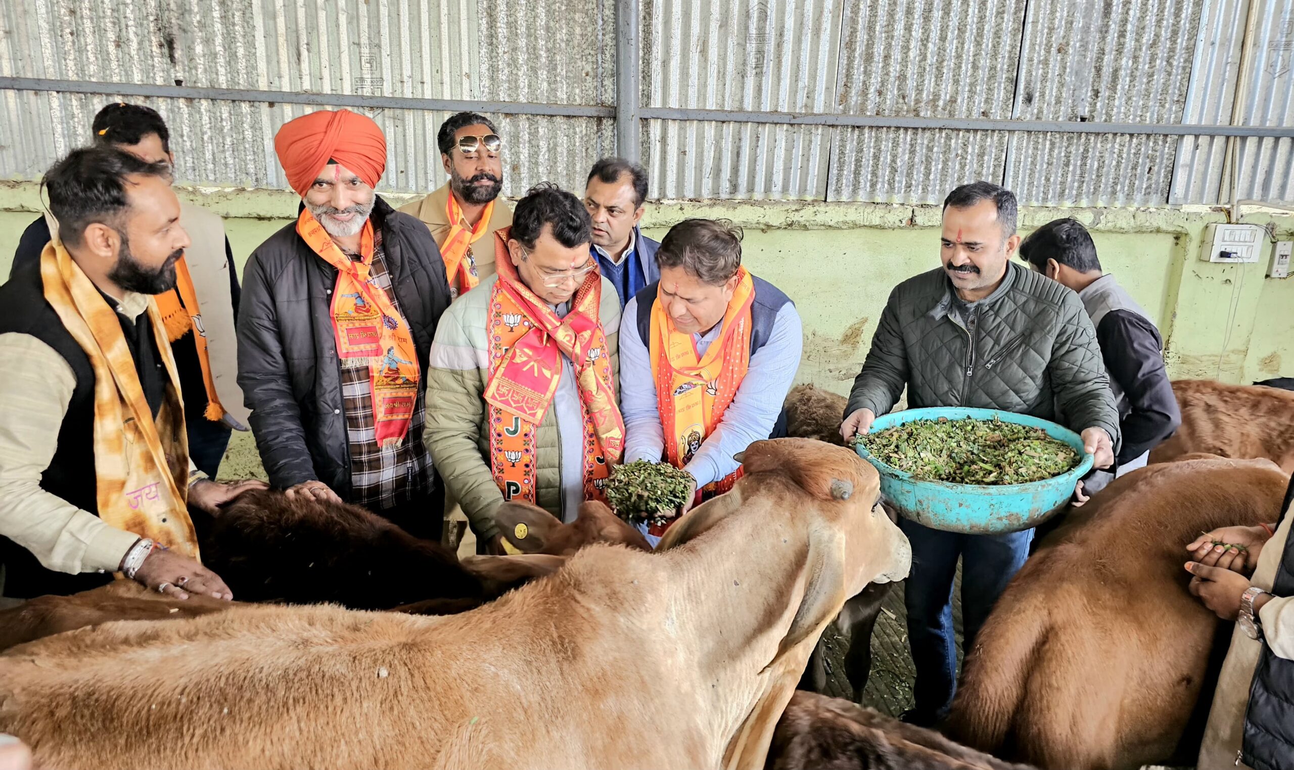 गौ रक्षा दल ने भाजपा मेयर प्रत्याशी विकास शर्मा को दिया अपना समर्थन