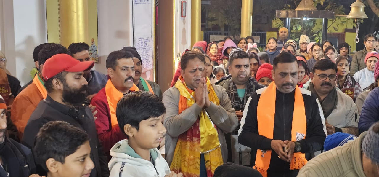 ओमेक्स में नगर निगम के भाजपा के मेयर प्रत्याशी विकास शर्मा का अभूतपूर्व स्वागत हुआ