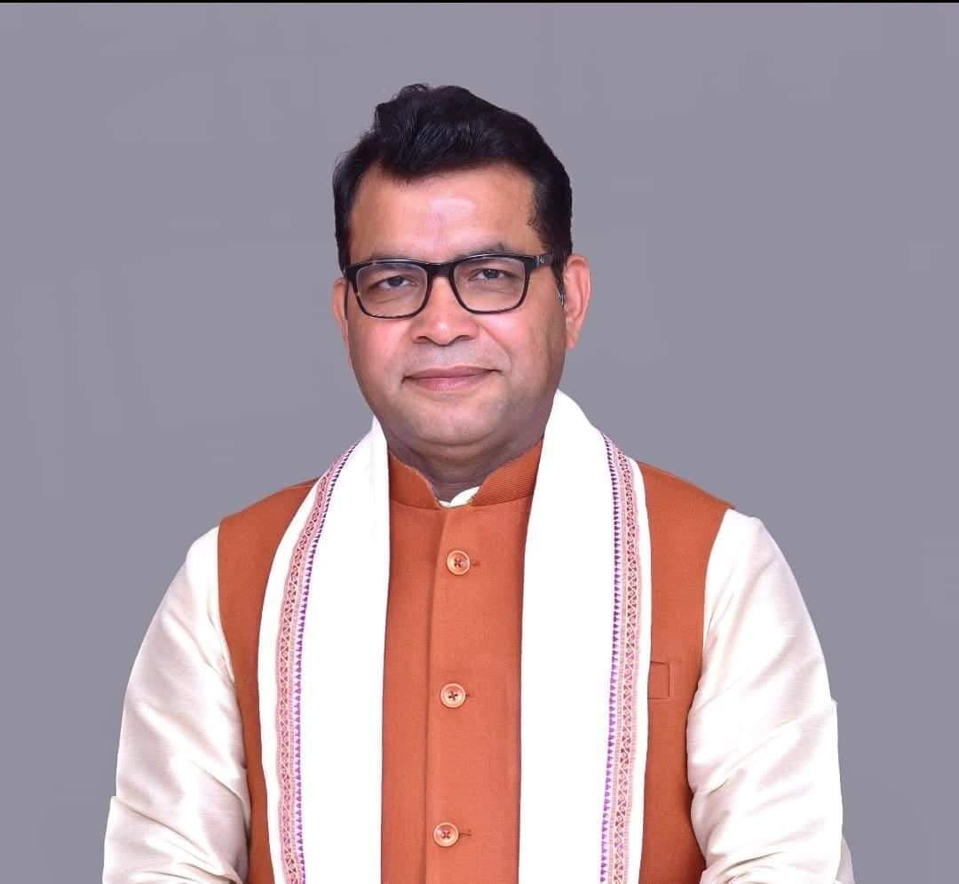 रंग गुलाल के साथ विधायक शिव अरोरा एलायंस कालोनी के मुख्य गेट पर 14 मार्च को करेंगे 'होली मिलन' 