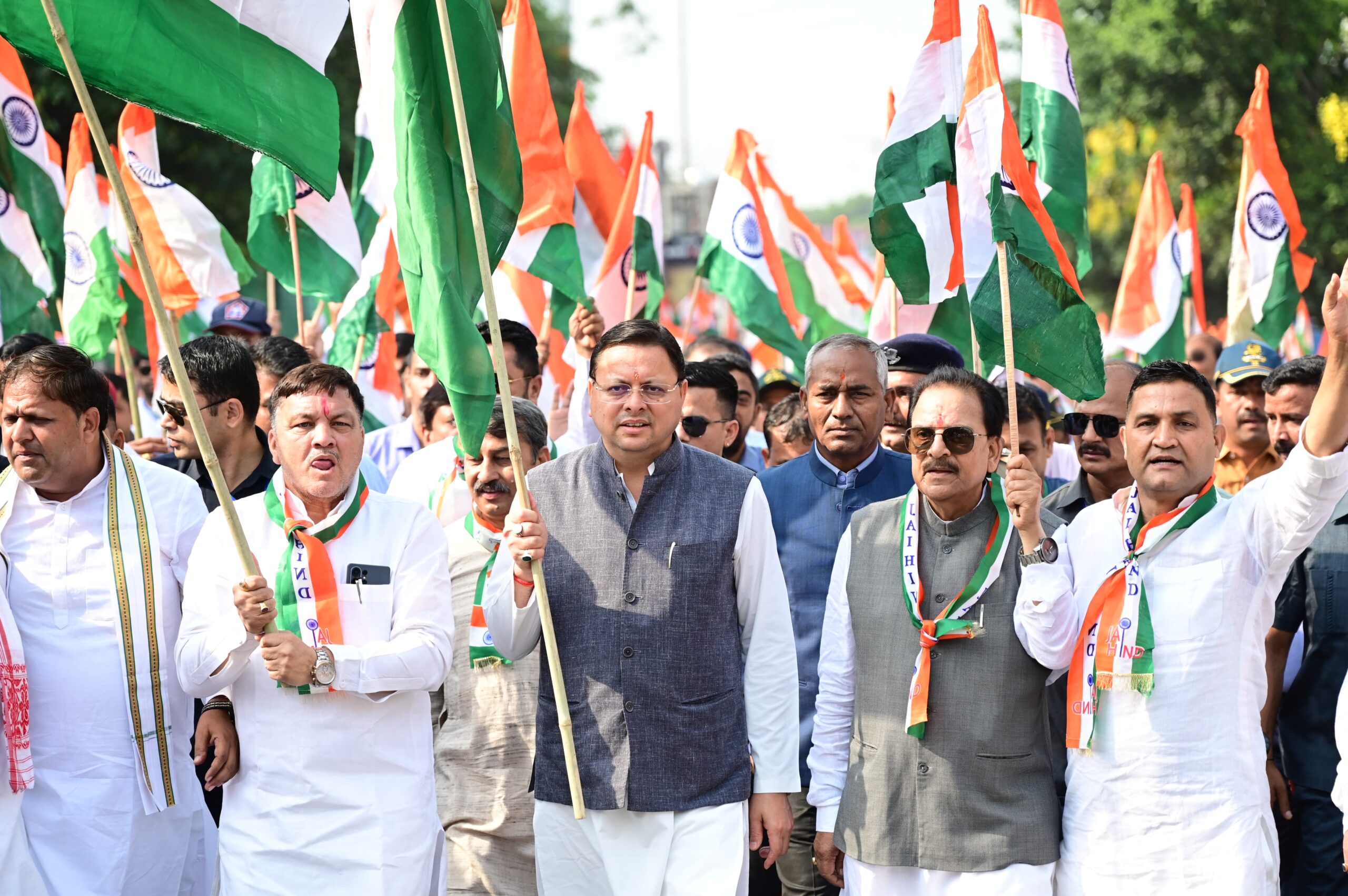 मुख्यमंत्री पुष्कर सिंह धामी के नेतृत्व में “तिरंगा शौर्य सम्मान यात्रा” का  किया गया भव्य आयोजन
