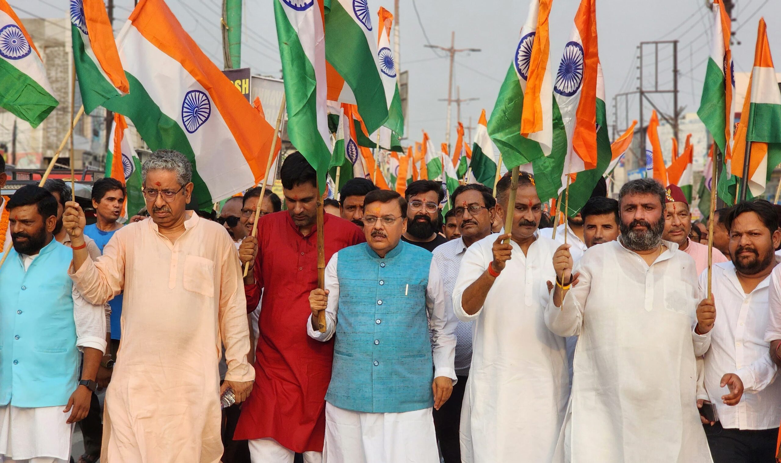 भारतीय सेना के 'ऑपरेशन सिंदूर' की ऐतिहासिक विजय को समर्पित 'तिरंगा शौर्य सम्मान यात्रा' का भव्य आयोजन