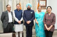 राजभवन में 16वें वित्त आयोग के प्रतिनिधिमंडल का भव्य स्वागत, उत्तराखंड की लोक संस्कृति से हुआ अतिथियों का अभिनंदन