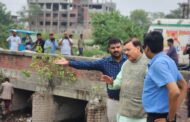 बरसात से पहले जलभराव की समस्या के स्थायी समाधान हेतु सफाई अभियान तेज, पूर्व विधायक ने किया स्थलीय निरीक्षण