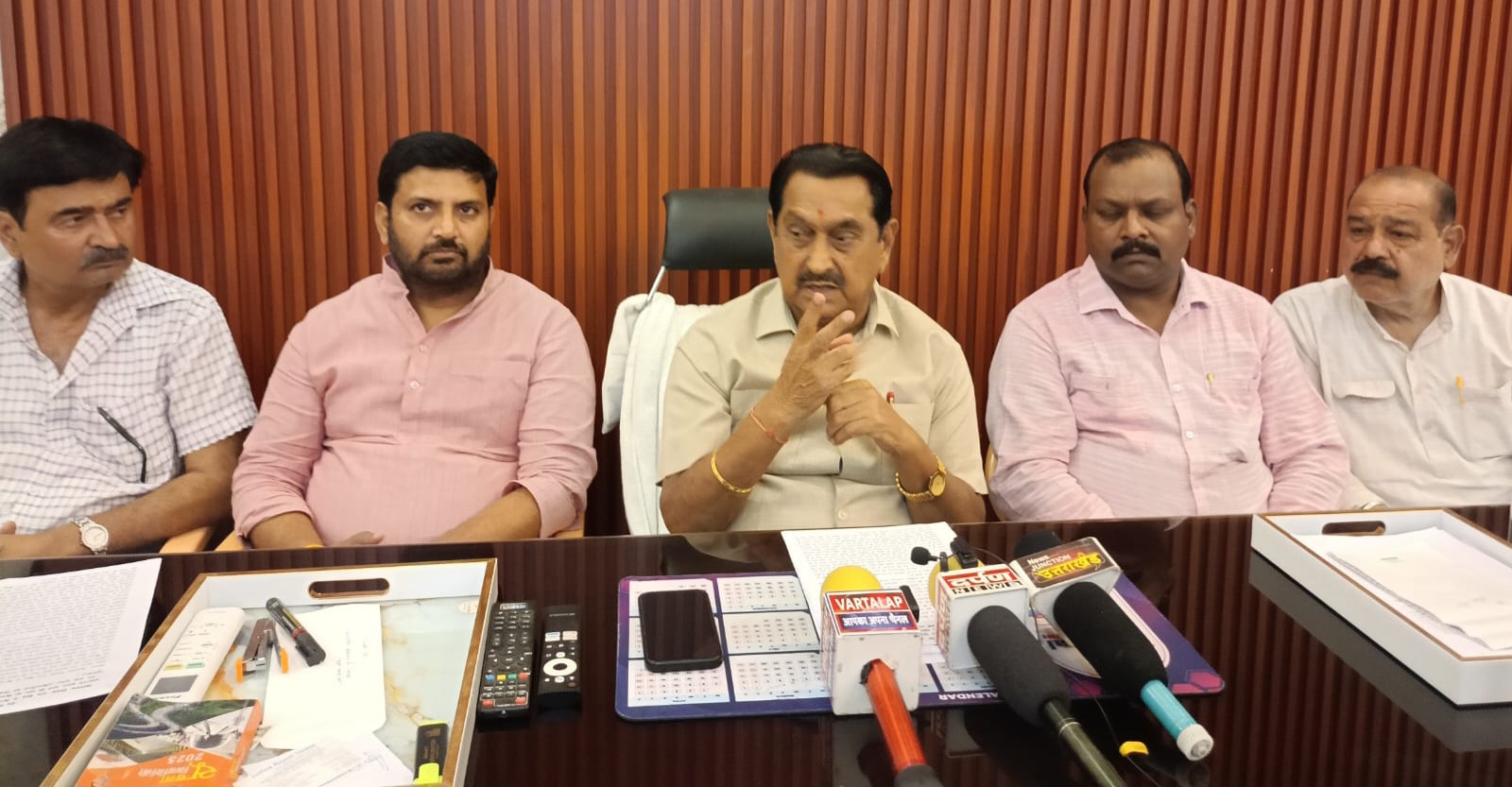 रेलवे फाटक पर अंडरपास बनवाकर जाम से निजात दिलायेंगे विधायक तिलक राज बेहड़