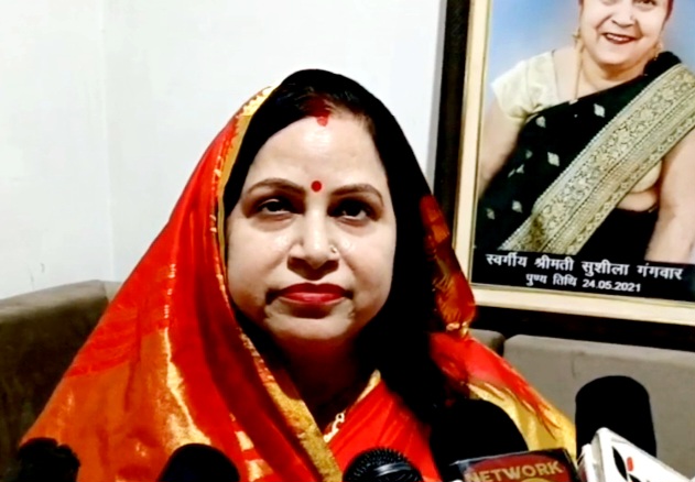 जिला पंचायत सदस्य रेनू गंगवार को मिला ‘कप-प्लेट’ चुनाव चिन्ह, जनसंपर्क अभियान में आई तेजी