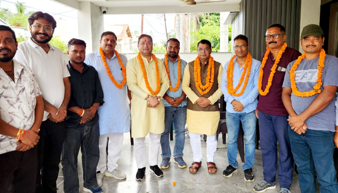 छतरपुर से निर्विरोध प्रधान बनने पर हरीश भट्ट ने विधायक शिव अरोरा का  जताया आभार