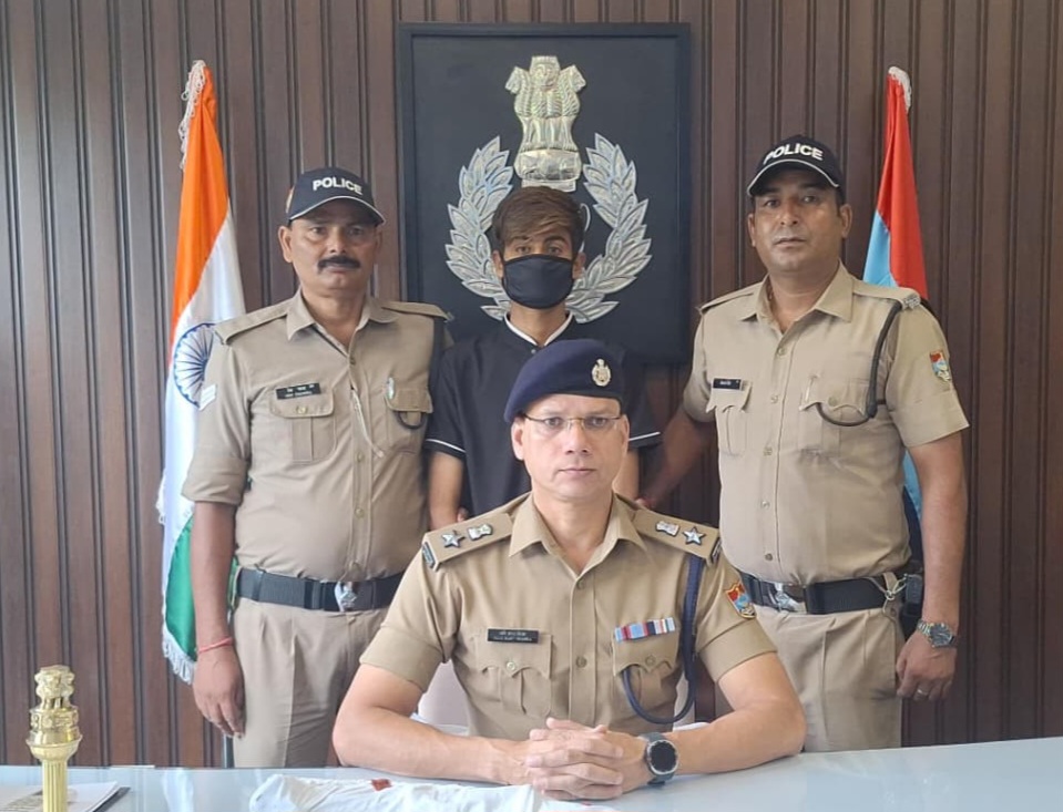 किच्छा हत्या कांड: SSP मणिकांत मिश्रा के सख्त रुख से एक और आरोपी गिरफ्तार, हत्या में प्रयुक्त राइफल बरामद