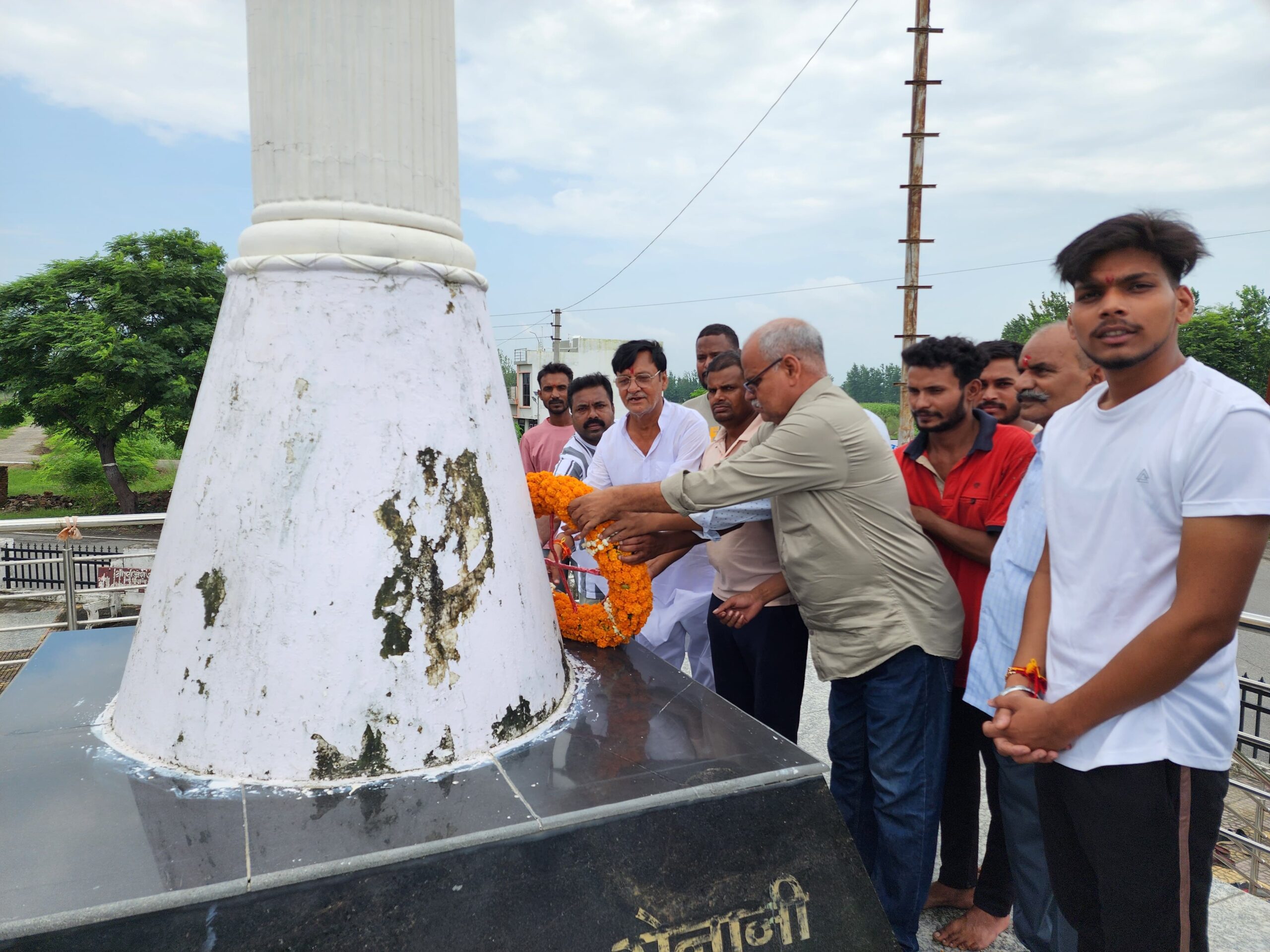 अगस्त क्रांति दिवस पर श्रद्धांजलि कार्यक्रम आयोजित, दिनेश शुक्ला बोले – भारत छोड़ो आंदोलन ने आज़ादी की नींव रखी