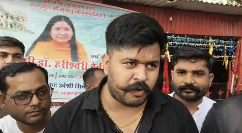 किच्छा में मोबाइल यूनियन का अनूठा अभियान: लोकल मार्केट से खरीदारी कर देश की अर्थव्यवस्था को दें मजबूती