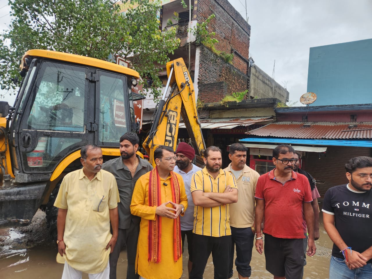 जाफरपुर बाजार में जलभराव की समस्या का समाधान, विधायक शिव अरोरा ने दिलाई राहत – नाला निर्माण के लिए स्वीकृत हुई धनराशि