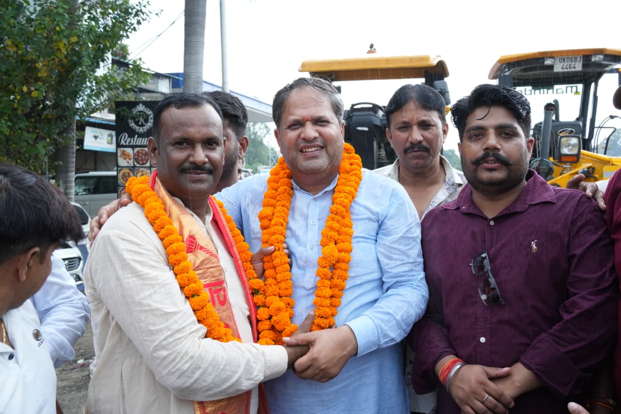 आठ करोड़ की लागत से शुरू हुआ हाईवे का चौड़ीकरण, महापौर विकास शर्मा ने नारियल फोड़कर शुरू करवाया निर्माण कार्य