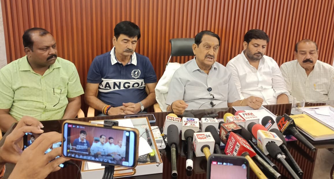 4 करोड़ 86 लाख से बनेगा नजीबाबाद प्राथमिक स्वास्थ्य केंद्र, किच्छा में विकास कार्यों की झड़ी - विधायक तिलक राज बेहड़