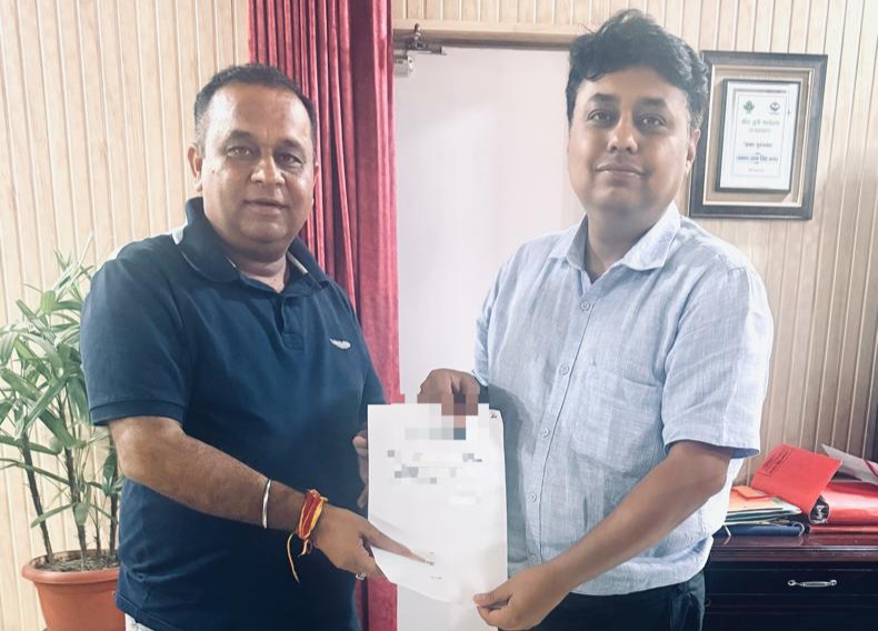 भाजपा आर्थिक प्रकोष्ठ के प्रदेश सहसंयोजक चुघ ने जिलाधिकारी को जन समस्याओं के समाधान हेतु सौपा ज्ञापन 