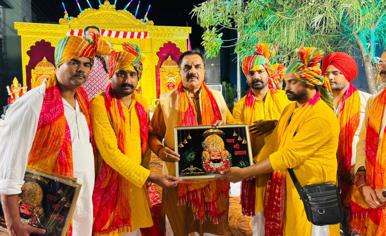 सामिआ लेक सिटी में गूंजे भक्ति के स्वर, श्याम संकीर्तन में उमड़ा जनसैलाब