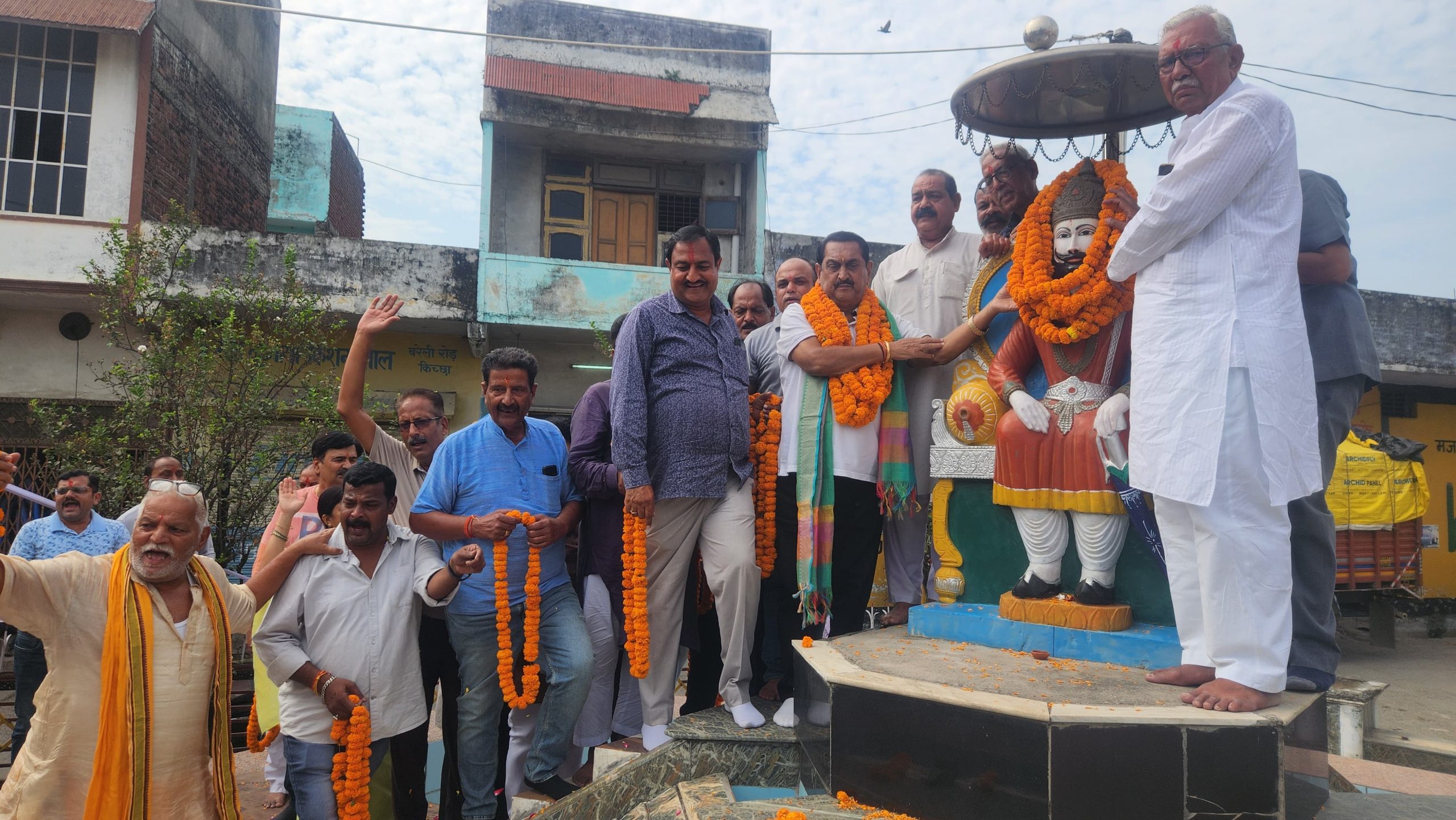 अग्रसेन जयंती पर विधायक तिलक राज बेहड़ ने किया माल्यार्पण, अग्रसेन पार्क सौंदर्यीकरण के लिए 10 लाख की घोषणा