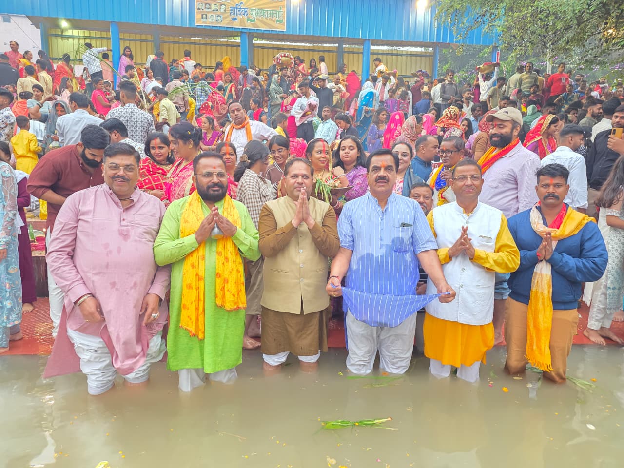 छठ महापर्व आस्था, अनुशासन और पर्यावरण संरक्षण का प्रतीकः विकास शर्मा, महापौर 