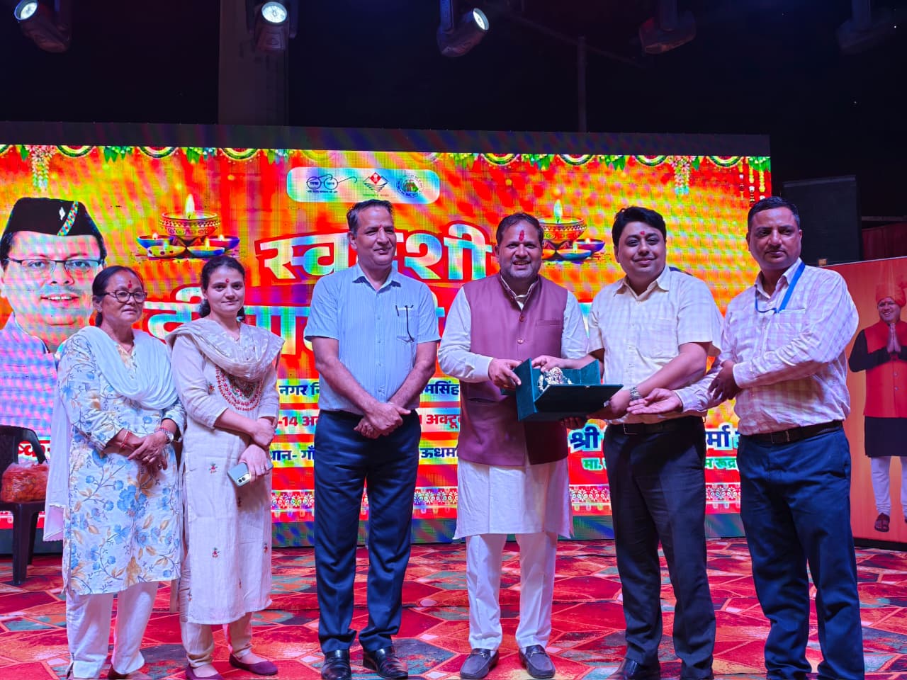 रुद्रपुर में स्वदेशी दिवाली मेले का रंगारंग कार्यक्रमों के साथ हुआ आगाज