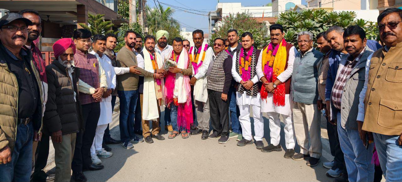 विधायक आवास पहुंचे नवनियुक्त किसान व युवा मोर्चा जिला अध्यक्ष, शिव अरोरा ने दी शुभकामनाएं