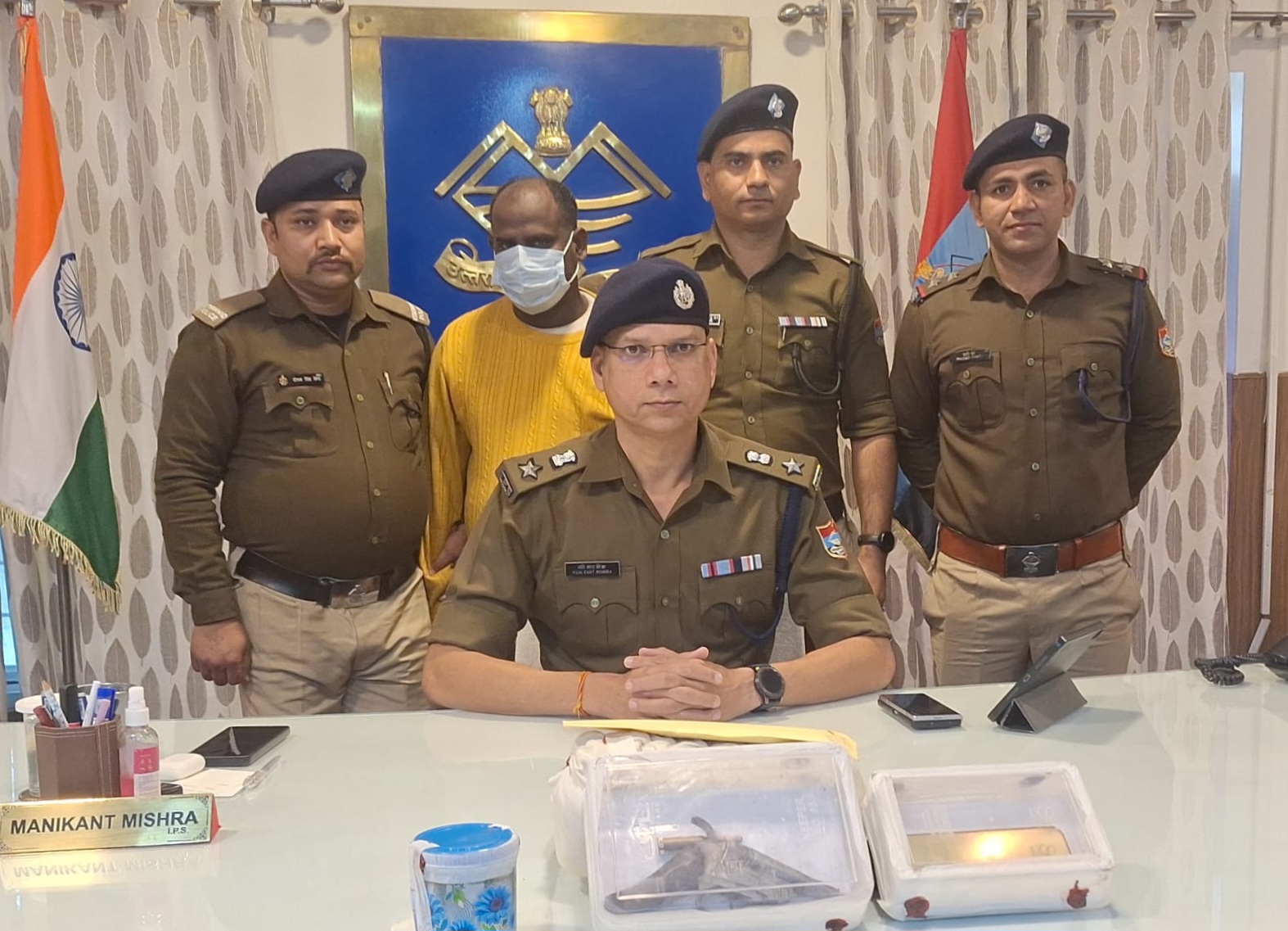 पुलभट्टा लूट कांड का खुलासा : शातिर लुटेरा इस्लाम अवैध तमंचे व लूट के माल सहित गिरफ्तार, दो साथी फरार