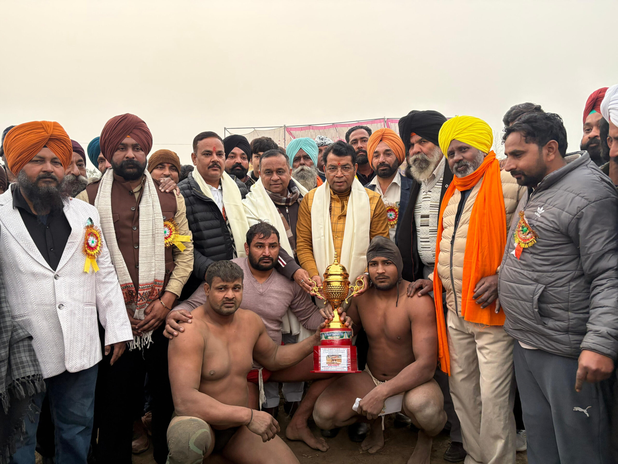 74वें विशाल कुश्ती दंगल में काशीपुर के अवतार सिंह बने विजेता, विधायक शिव अरोरा ने किया सम्मानित