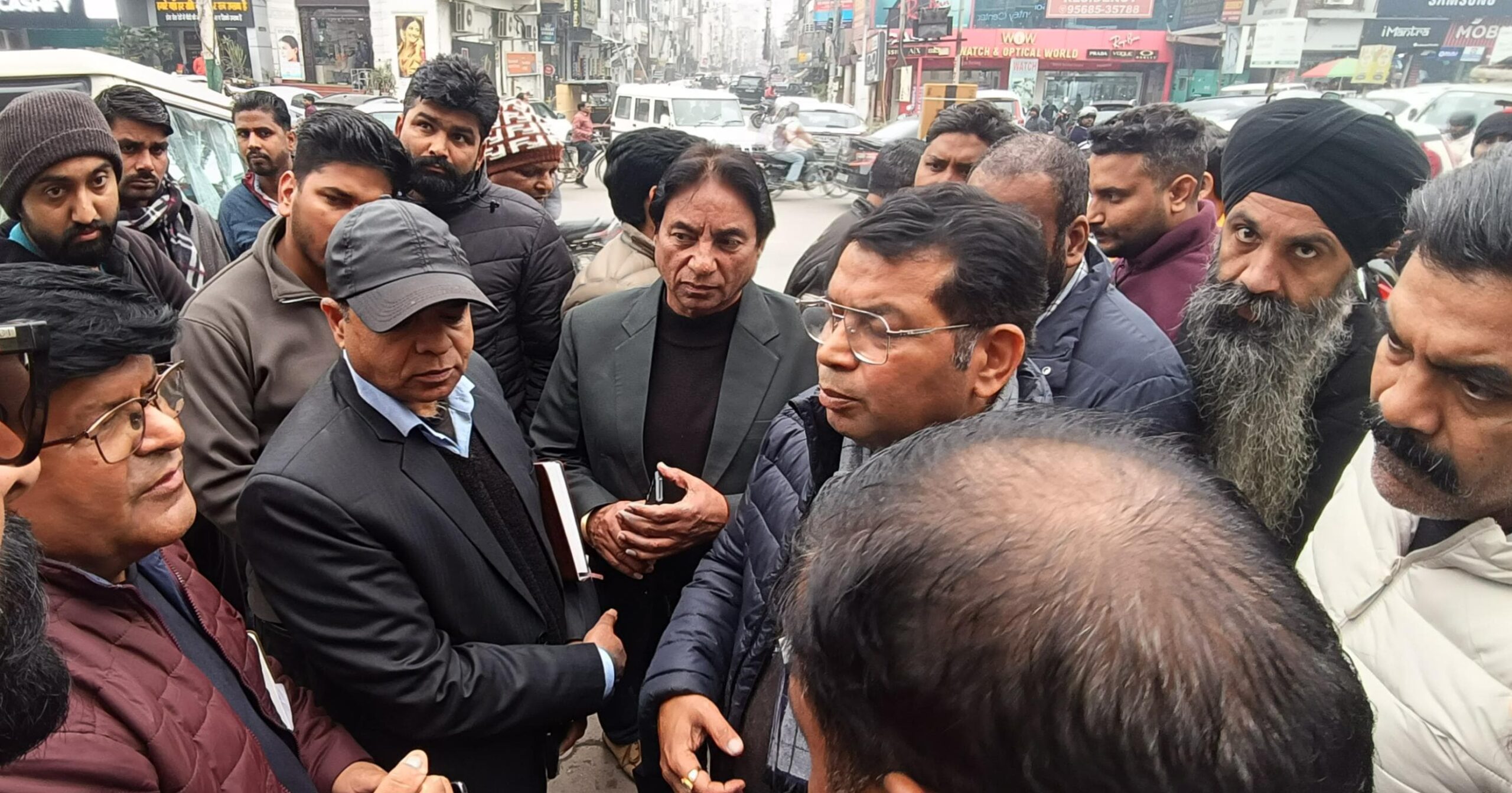 काशीपुर बाईपास होगा जाममुक्त : विधायक शिव अरोरा ने अधिकारियों संग किया पैदल निरीक्षण, जल्द शुरू होगा चौड़ीकरण कार्य