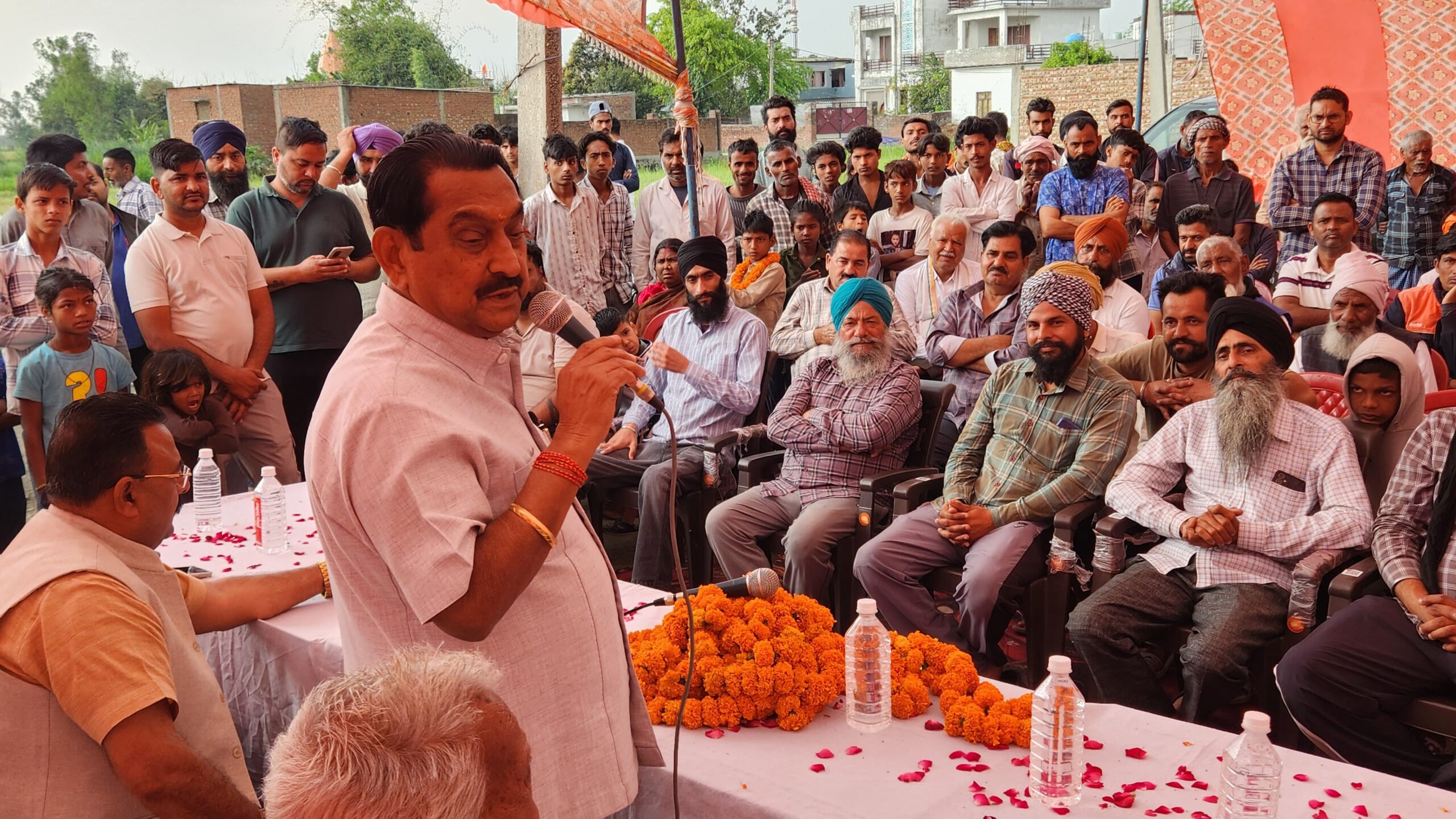 मलसी में सड़क निर्माण को मिली स्वीकृति, विधायक तिलक राज बेहड़ का ग्रामवासियों ने किया भव्य स्वागत