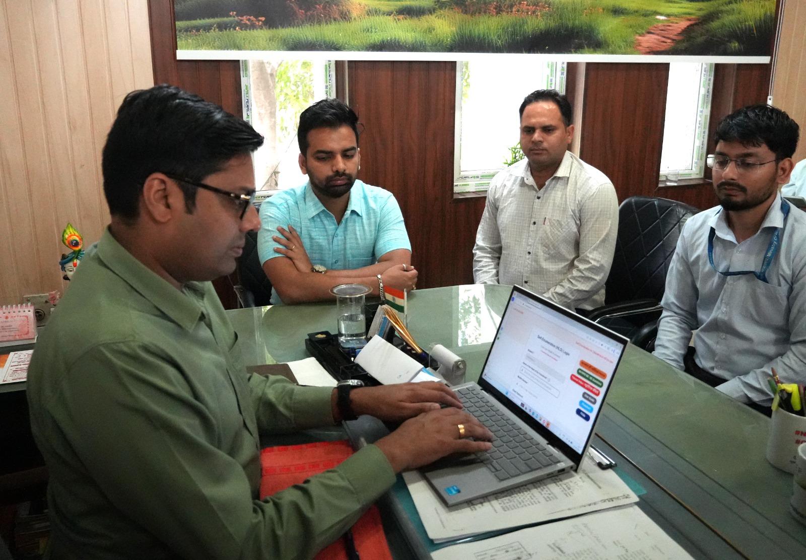 जनगणना 2027: एडीएम कौस्तुभ मिश्र ने की स्व-गणना, नागरिकों से 24 अप्रैल तक ऑनलाइन प्रक्रिया पूरी करने की अपील