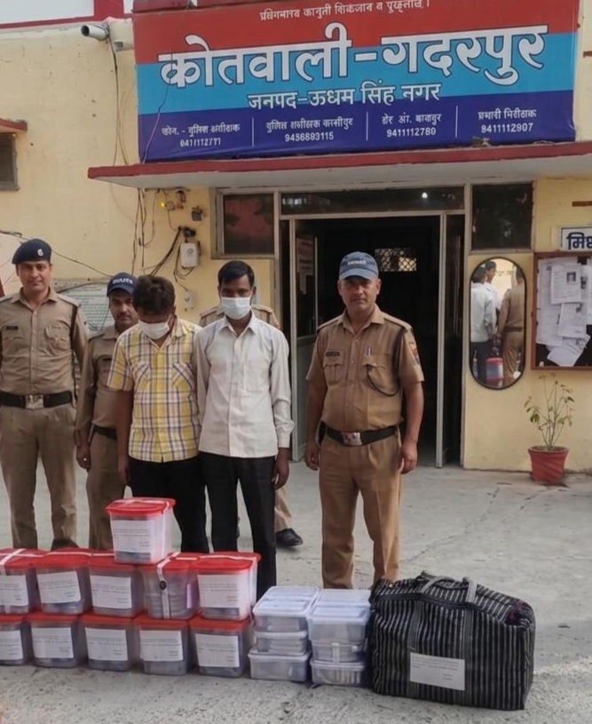 ऊधम सिंह नगर में नकली नोटों के बड़े रैकेट का पर्दाफाश, 4.54 करोड़ की असली-नकली करेंसी बरामद