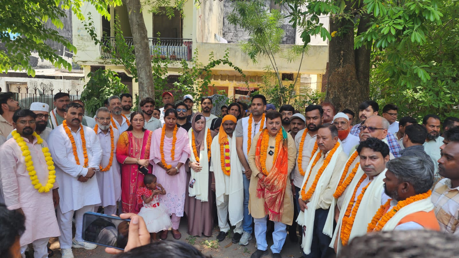 प्रदेश सरकार द्वारा विभिन्न आयोगों एवं परिषदों में कार्यकर्ताओं को दायित्व मिलने पर पूर्व विधायक राजेश शुक्ला ने किया स्वागत