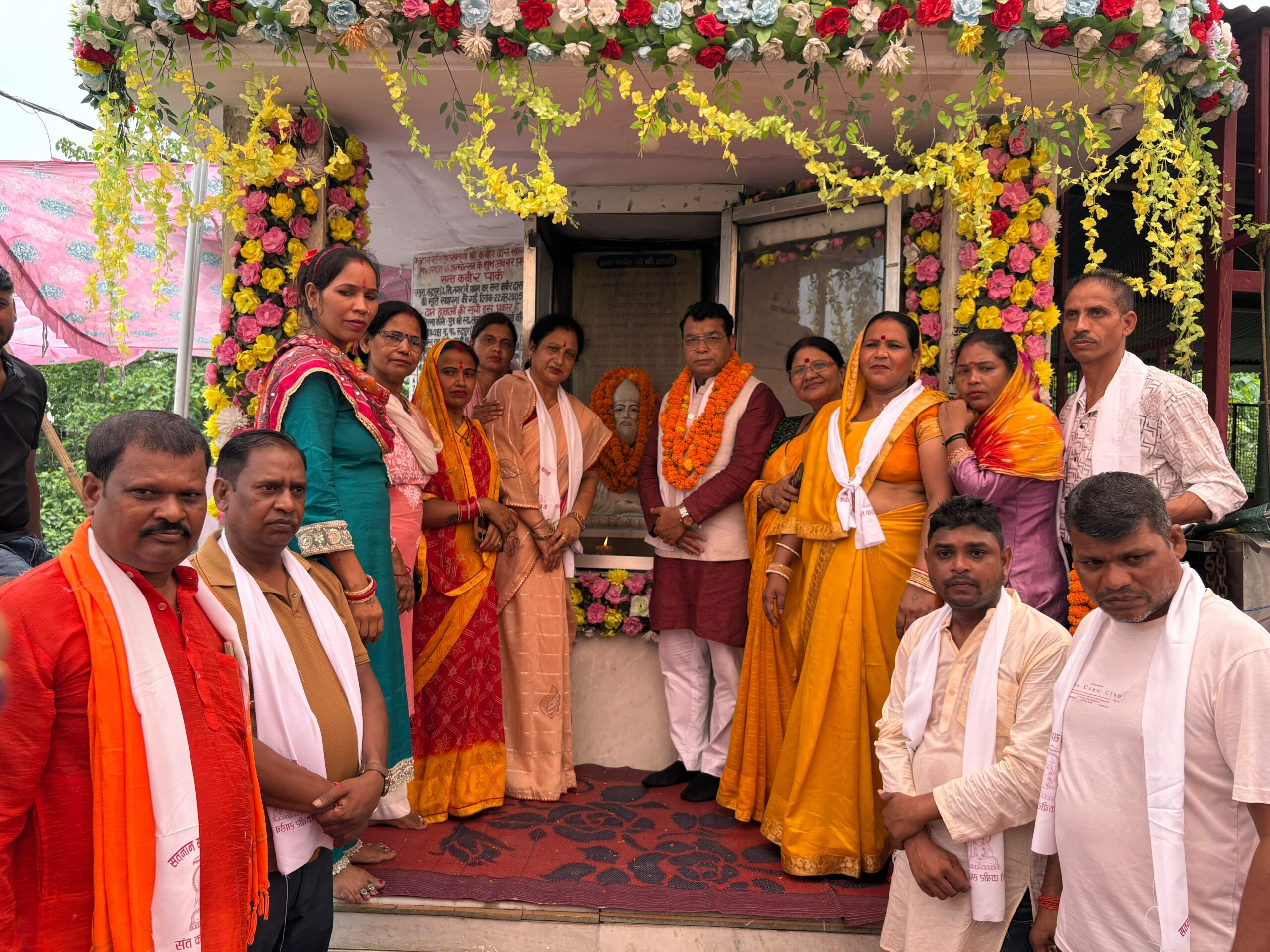 संत कबीर दास जयंती पर विधायक शिव अरोरा ने रम्पुरा में प्रतिमा पर किया माल्यार्पण