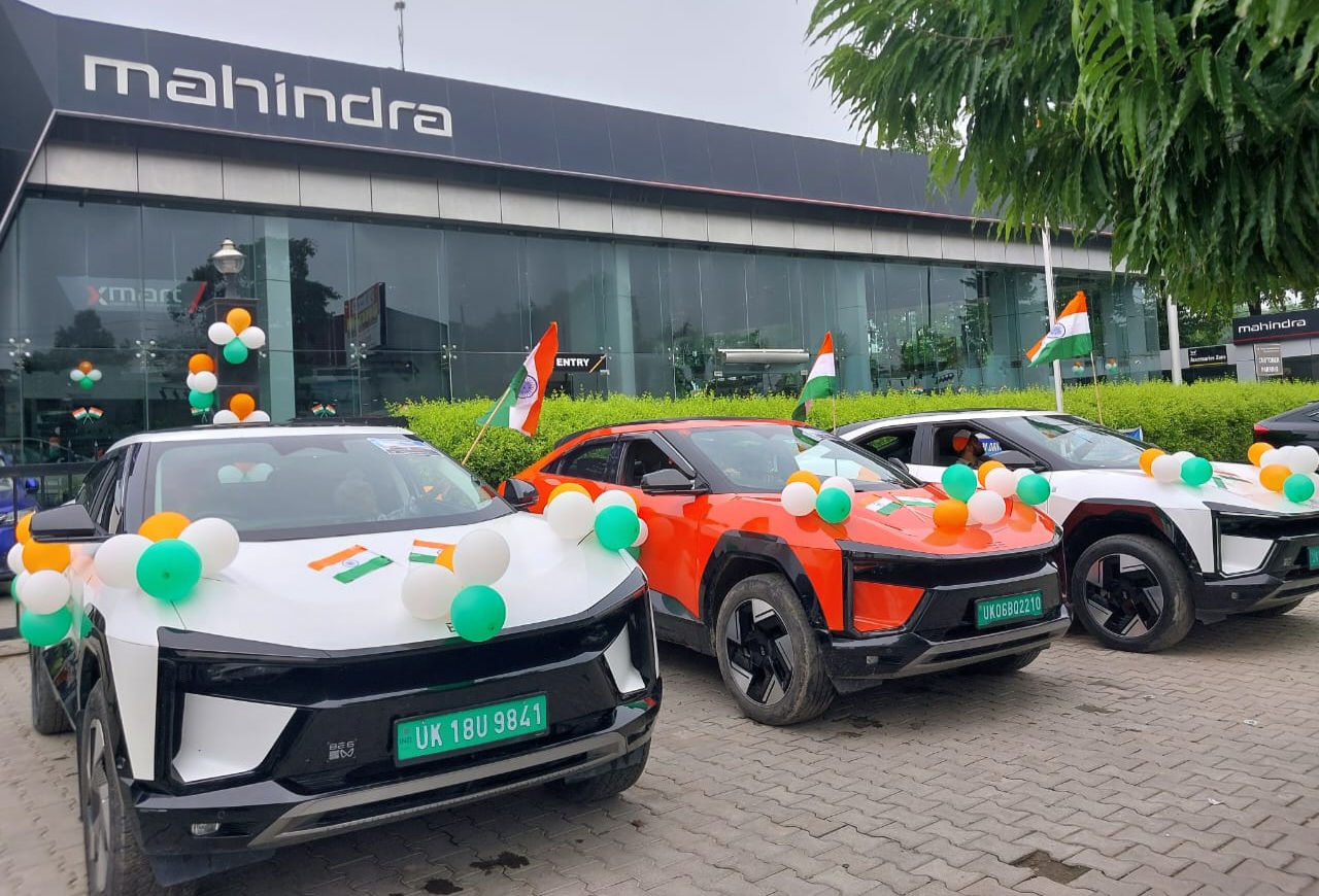 कुमार ऑटो व्हीकल्स ने निकाली इलेक्ट्रिक वाहनों की ‘फ्रीडम ड्राइव’ रैली, प्रदूषण से आजादी का दिया संदेश