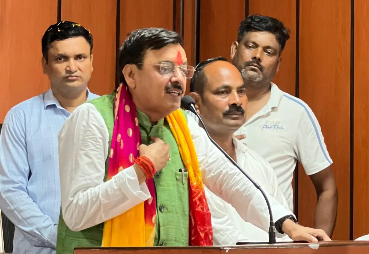 भाजपा प्रदेश प्रवक्ता बनने पर राजेश शुक्ला का भव्य स्वागत, जिला भाजपा कार्यालय में कार्यकर्ताओं ने किया अभिनंदन